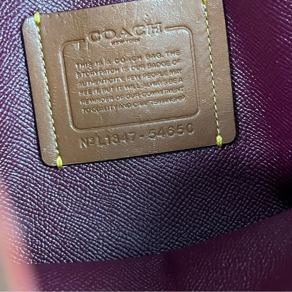 Coach Charlie Carryall In Signature Canvas With Prairie Floral Print - Picture 8 of 12